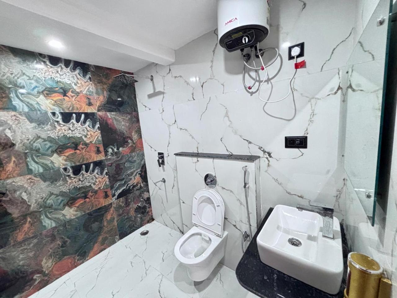 Ayodhya Hotel Omkar Palace מראה חיצוני תמונה